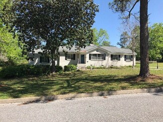 113 Fosdick St, Andalusia, AL 36420