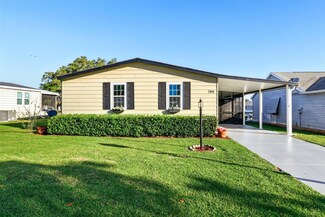 709 Turnberry Ln, Lady Lake, FL 32159