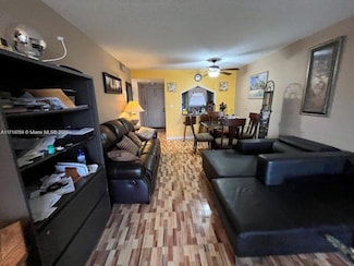 8021 Sunrise Lakes Dr N Unit 208, Sunrise, FL 33322