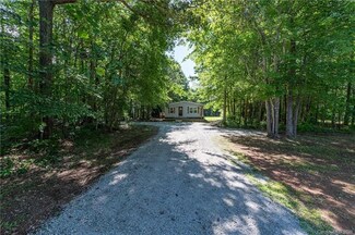 2624 N Rocky River Rd, Lancaster, SC 29720