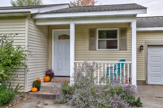 14056 104th Ave, Grand Haven, MI 49417