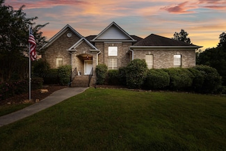 3469 Hampton Ct, Trussville, AL 35173