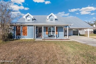 221 Arcola Cove, Bay Saint Louis, MS 39520