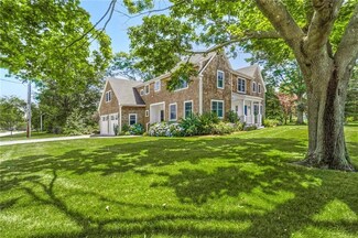 30 Melrose Ave, Jamestown, RI 02835