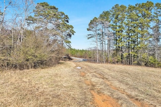 604 Green Farm Rd, Danville, VA 24540