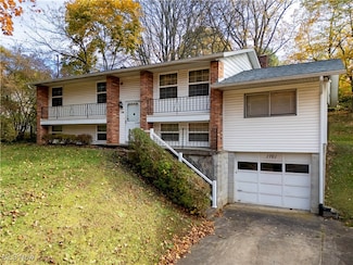 1761 Woodcrest Dr, Wooster, OH 44691