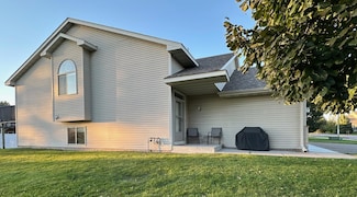 227 11th Ave S, Princeton, MN 55371