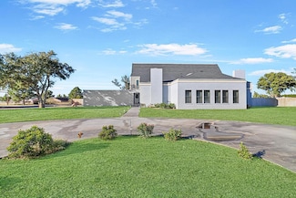 801 E County Road 121, Midland, TX 79706