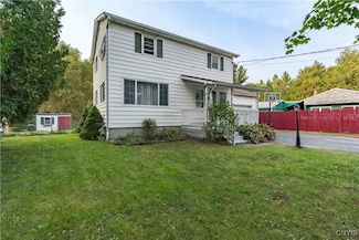 24747 Sanford Corners Rd, Calcium, NY 13616