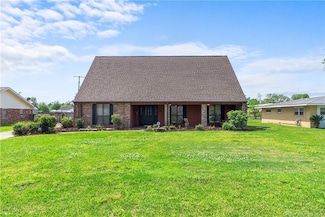3710 Pin Oak Ct, Lake Charles, LA 70605