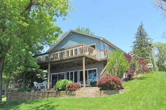 1735 Lane 280 Hamilton Lake, Hamilton, IN 46742