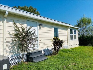17436 Palm Dr, Montverde, FL 34756