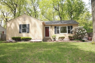 26 Oak Ridge St, Indian Orchard, MA 01151