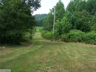 170 Zeb Rd, Union Grove, NC 28689