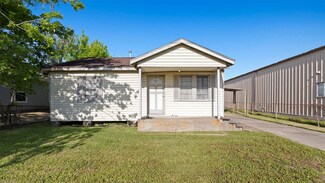 3126 Blue Bonnet St, Pasadena, TX 77505