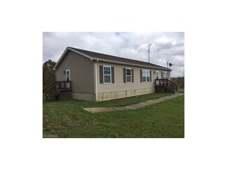 27361 Front Royal Rd, Walhonding, OH 43843