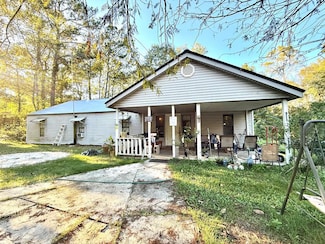 29 Sam Powell Rd, Picayune, MS 39466