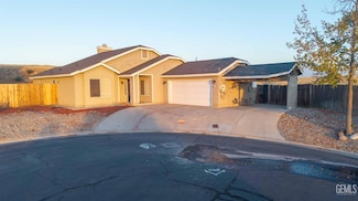 6513 Derby Dr, Bakersfield, CA 93306