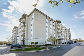 2020 Saint Regis Dr Unit 202, Lombard, IL 60148