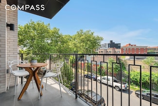 156 Somers St Unit 3 B, Brooklyn, NY 11233