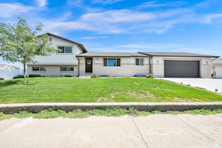 2047 S 2000 W, Syracuse, UT 84075