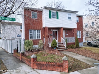 476 Cortelyou Ave, Staten Island, NY 10312