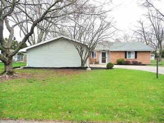 6302 Stony Brook Dr, Fort Wayne, IN 46835
