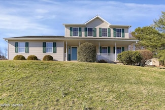 11 Crescent Hollow Rd, Lewisburg, PA 17837