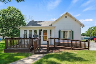 603 N Calhoun St, South Whitley, IN 46787