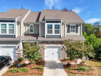 574 Altamonte Dr, Lake Wylie, SC 29710
