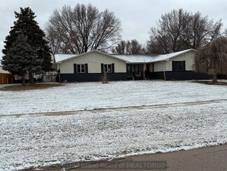 4612 Deva Dr, Grand Island, NE 68801