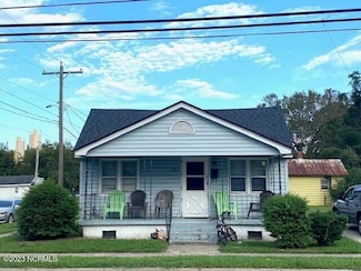 516 N Oakum St, Edenton, NC 27932