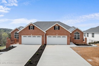 1905 Scarlett Meadows Dr, Sevierville, TN 37876