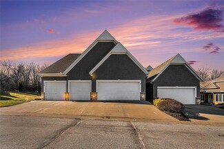 160 Pointe Dr, Kansas City, MO 64116