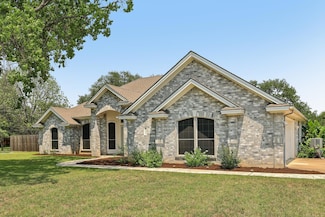 602 Leisurewoods Dr, Buda, TX 78610
