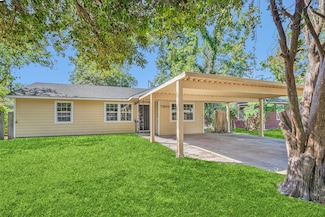 7306 Lakewood Dr, Houston, TX 77016