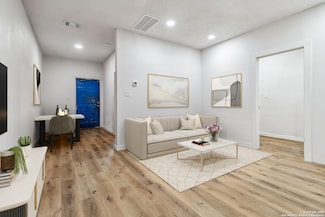 1206 W Hein Rd Unit 102, San Antonio, TX 78220