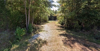 000 Wolf Stake Church Rd, Seneca, SC 29672