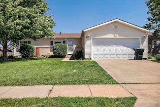 212 SE 44th Pkwy, Topeka, KS 66609