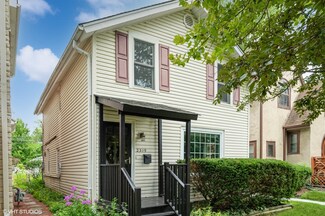 2319 Hastings Ave, Evanston, IL 60201