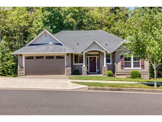 9291 SE Grace Cir, Happy Valley, OR 97086