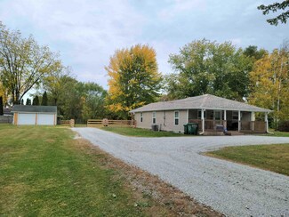 2613 Cherrywood Ave, New Castle, IN 47362
