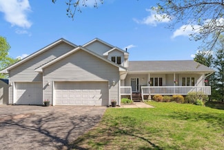 18393 Tiger St NW, Elk River, MN 55330