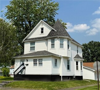 249 S 15th St, Sebring, OH 44672