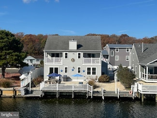 89 Ocean Gate Ave, Bayville, NJ 08721