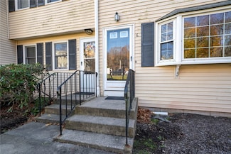 47 Morgan Ave Unit 6, Johnston, RI 02919
