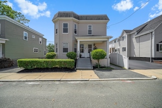 25 Cheever St, Revere, MA 02151