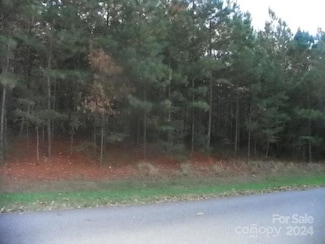 308 Whisper Lake Dr. Whisper Lake Dr, New London, NC 28127
