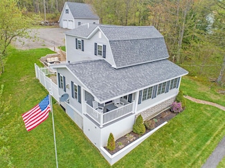 20 Carlson Dr, Pittsburg, NH 03592