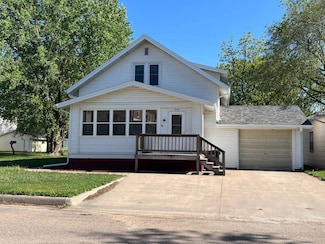 205 Remington St, Elgin, NE 68636